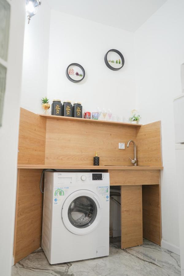 Jacob Hostel Jlm - Prime Location Jerusalem Eksteriør billede